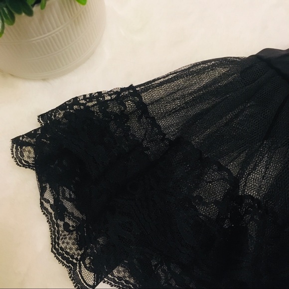 2/$9 🛍️✨ cosplay short Black tutu skirt - Picture 3 of 4
